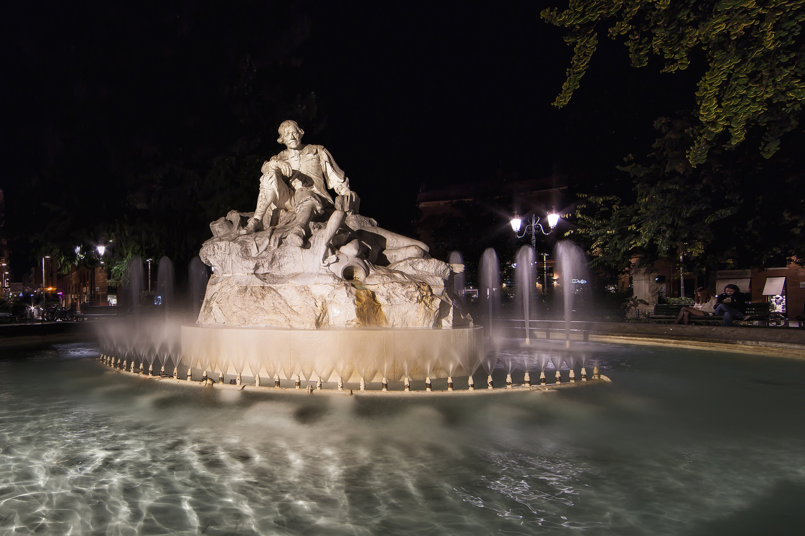 Toulouse bei Nacht