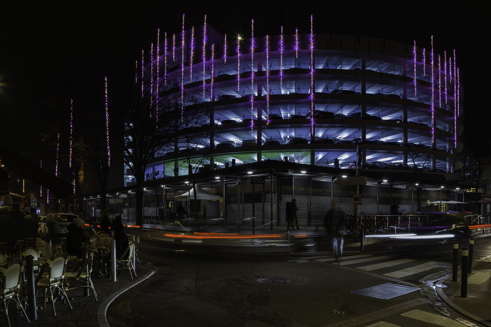 TOULOUSE (France), Place des Carmes. Illuminations de Noël 2017