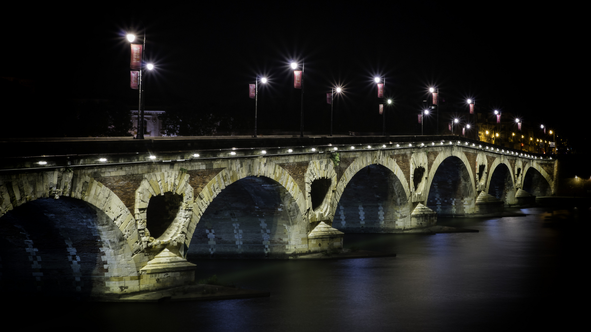 TOULOUSE, la Garonne et le Pont Neuf