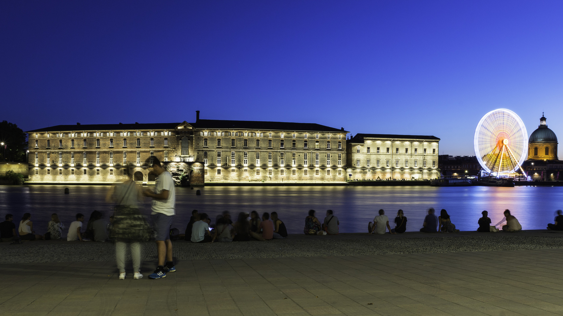 TOULOUSE, la Garonne et l'Hôtel Dieu à l'heure bleu 