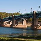 Toulouse -- Le Pont Saint-Pierre vu de la rive gauche de la Garonne