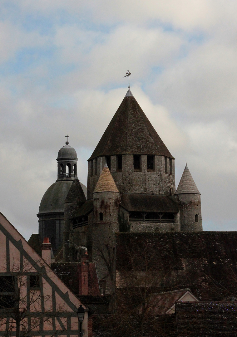 Tour César