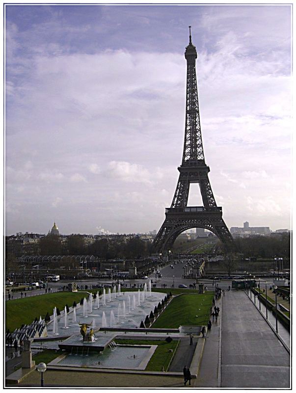 Tour d' Eiffel