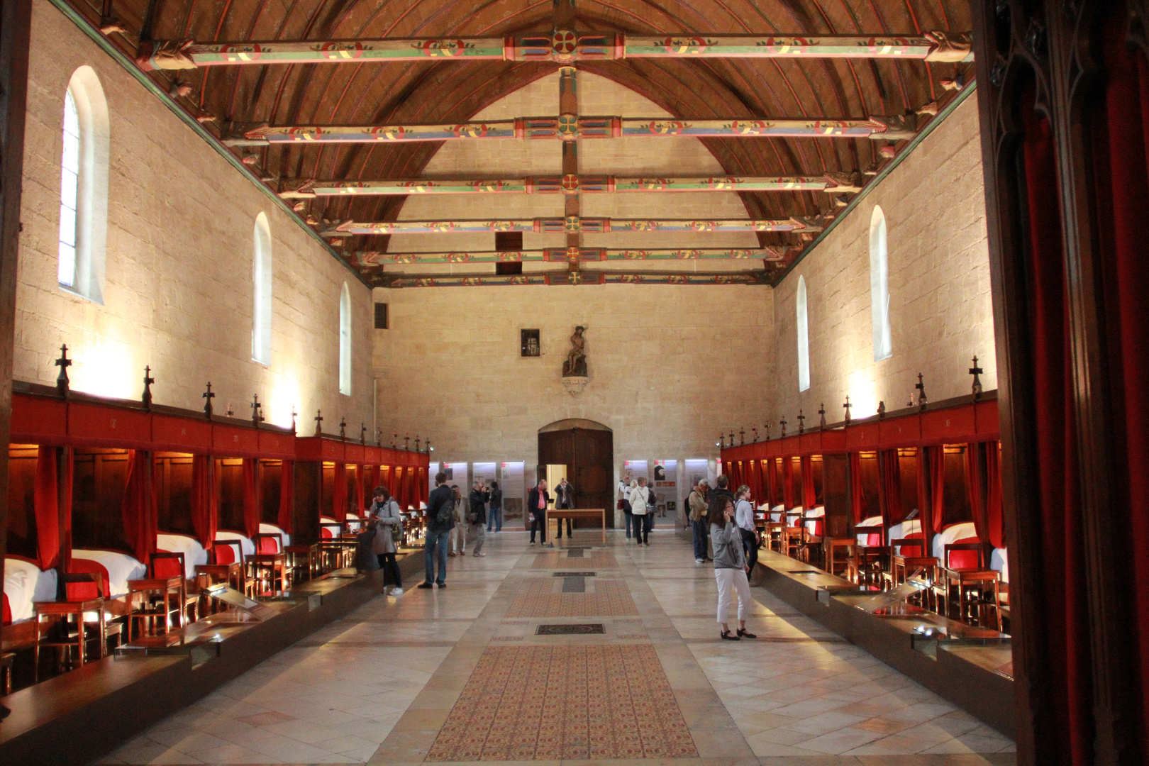  tour de france--Das Hôtel-Dieu ein ehemaliges Hospital aus dem 15. Jahrhundert (1443)