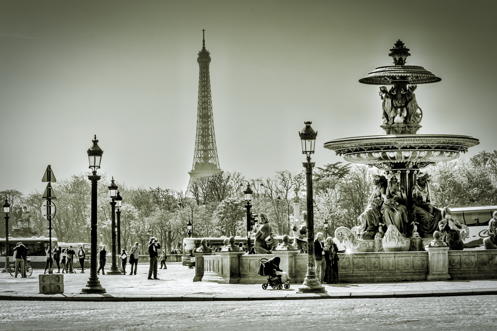 Tour d´eiffel de la Concorde