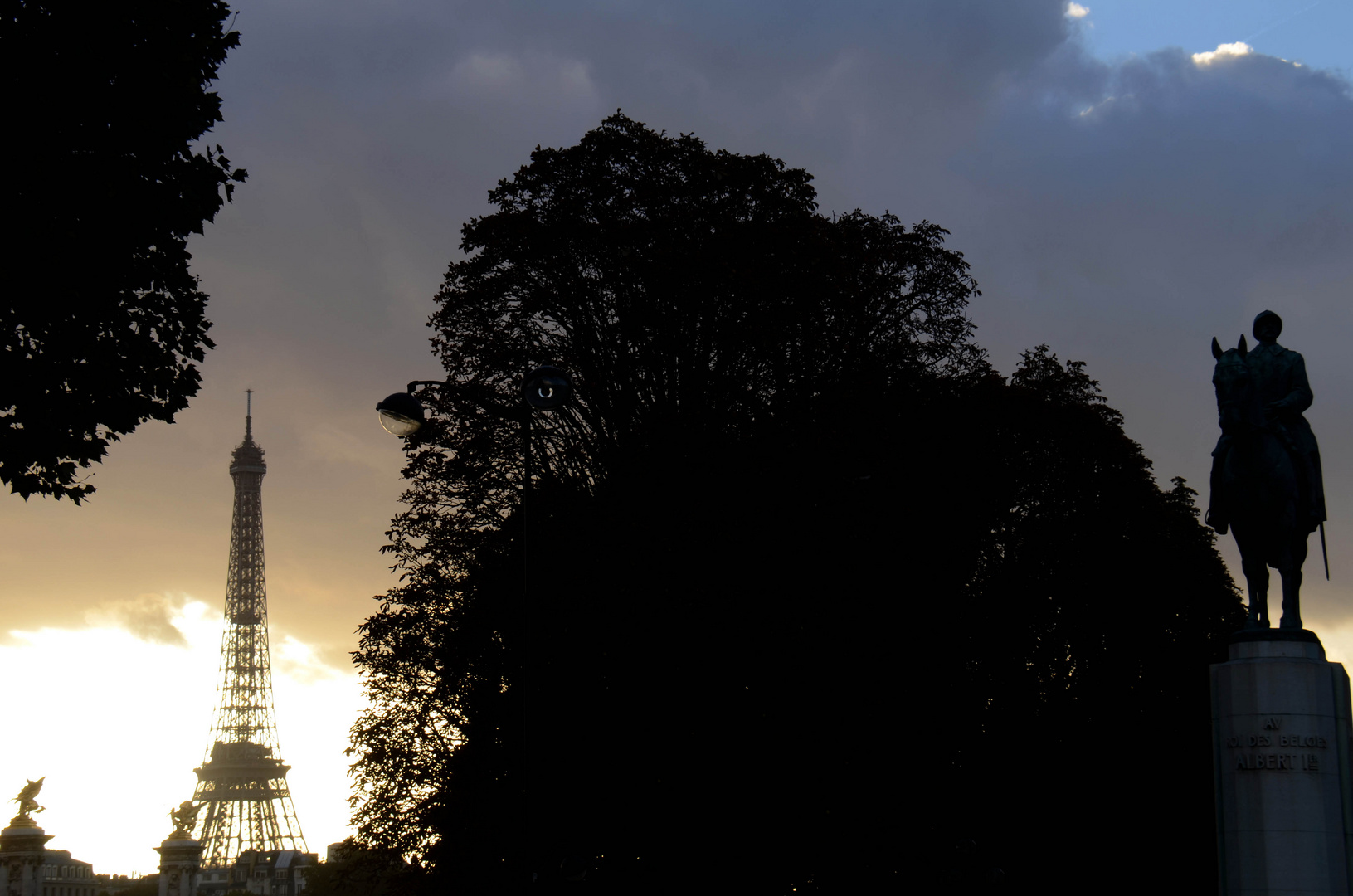 TOUR EIFFEL