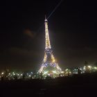 tour eiffel à 23h pile