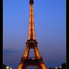 Tour Eiffel bei Nacht