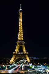 Tour Eiffel by Night