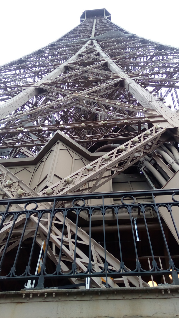 Tour Eiffel - details