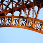 Tour Eiffel, détails au coucher du soleil