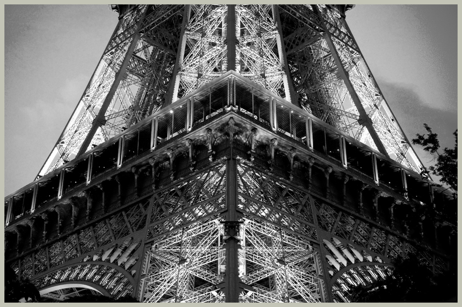 Tour Eiffel III