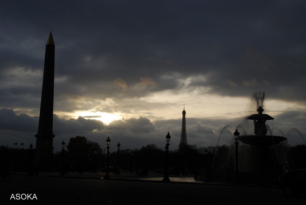 TOUR EIFFEL_ PARIS