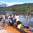 Tour in dugout on Rio Carrao in Canaima National park / Venezuela 2001