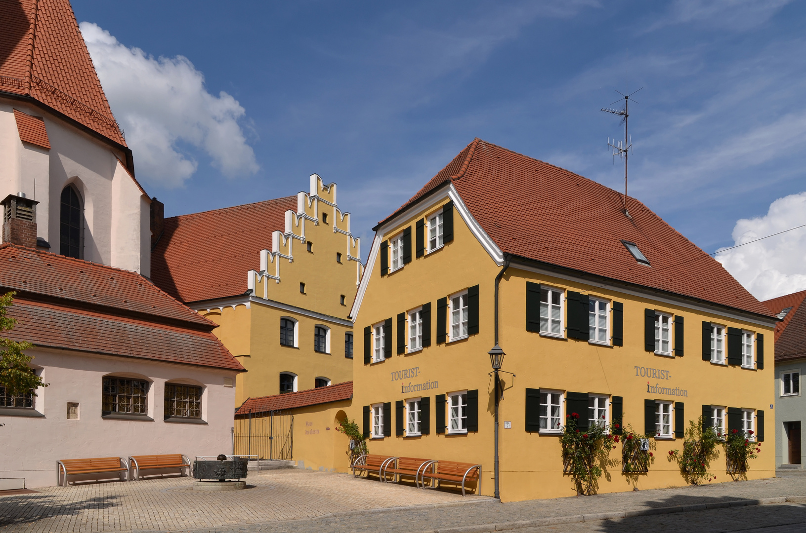 Tourist-Information, Mangoldstr., Wemding, September 2014