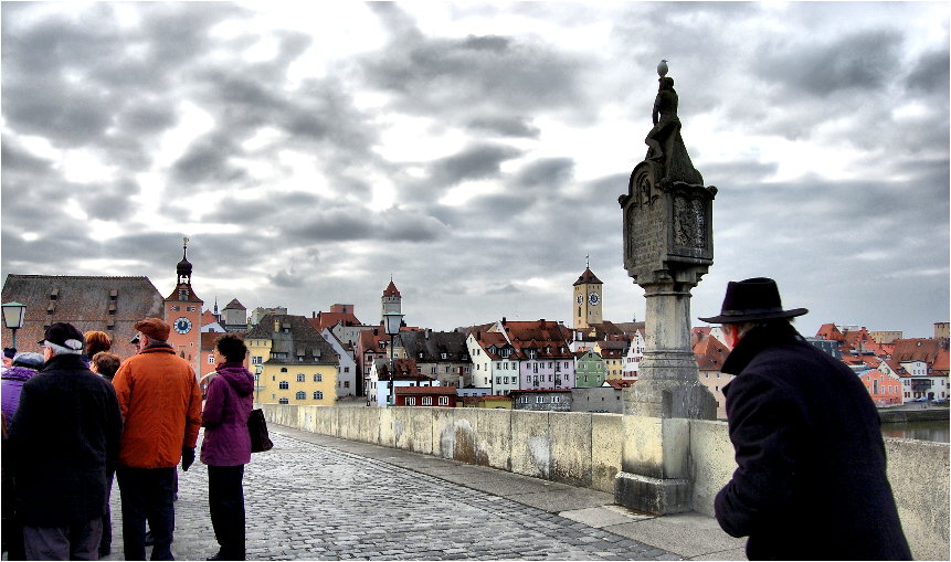 Touristen in Regensburg