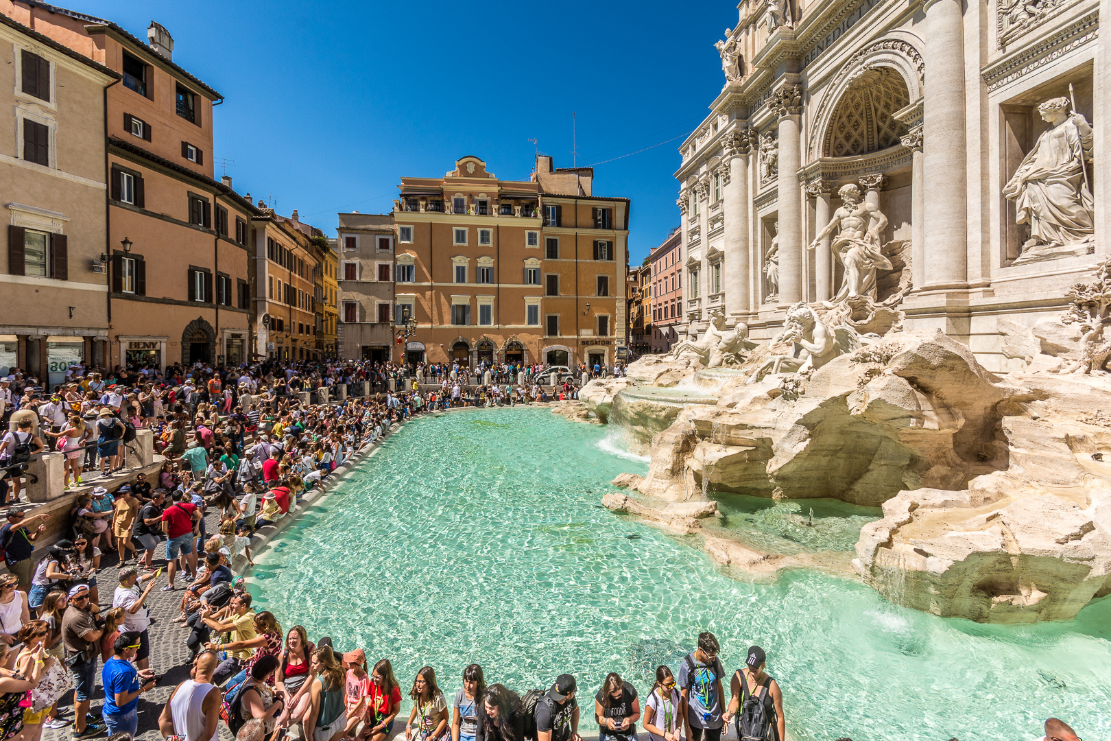 Touristen-Mekka Trevi-Brunnen