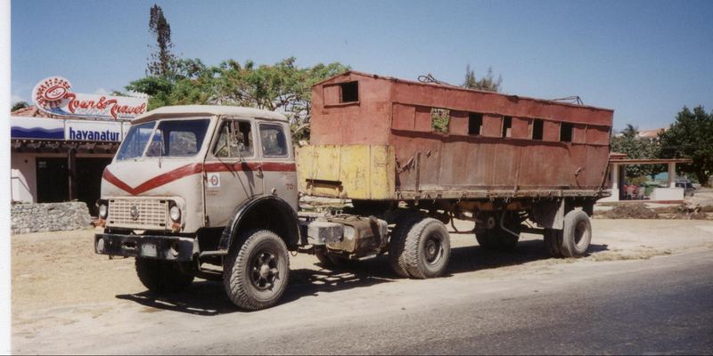 Touristen- oder Arbeitertransporter ?