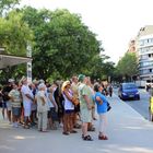 Touristen vor der Sagrada Familia