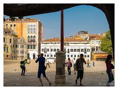 Touristenballett - Campo San Polo