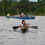 Touristenboot-Indianerboot