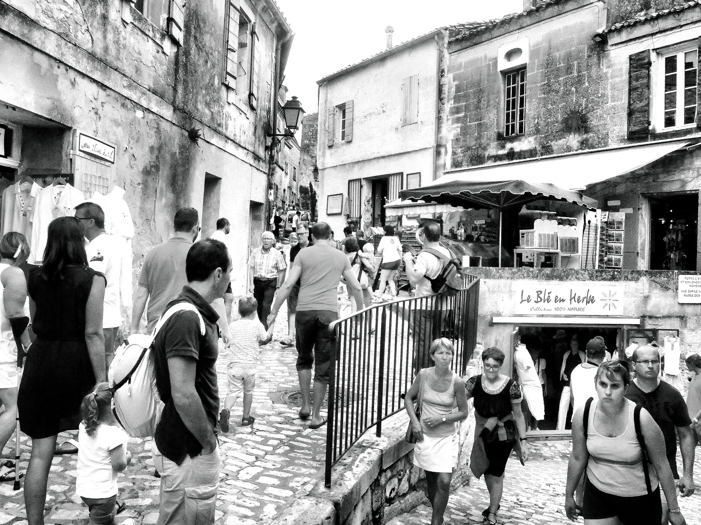 Touristes aux Baux