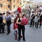 "Touristisches Theater" an der Spanischen Treppe in Rom