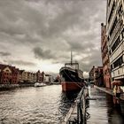 Tourists in the rain .....