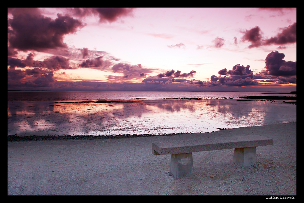 Tourné vers la mer