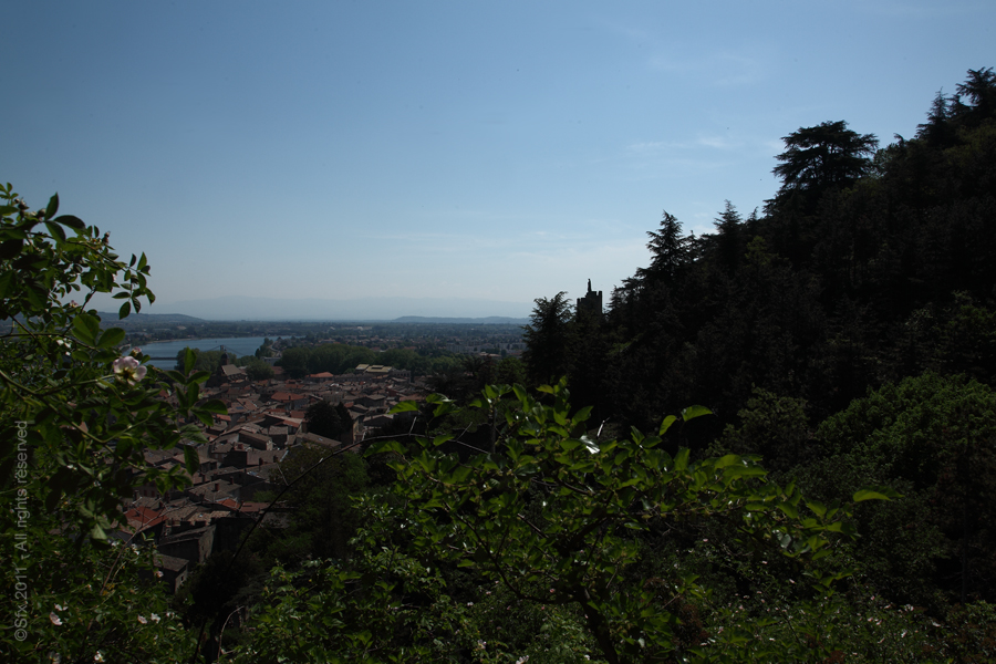 ...Tournon S/Rhône (B)