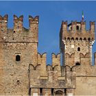 Tours et donjon du Château des Scaligeri  --  Sirmione