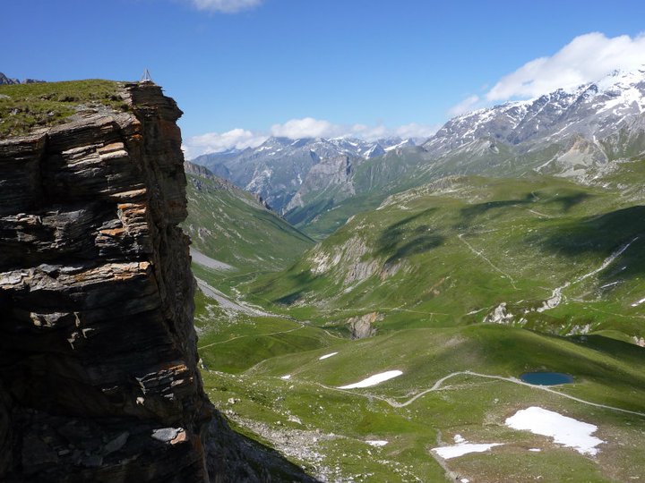 tout en bas: pralognan la vanoise, vue du refuge de peclet poslet