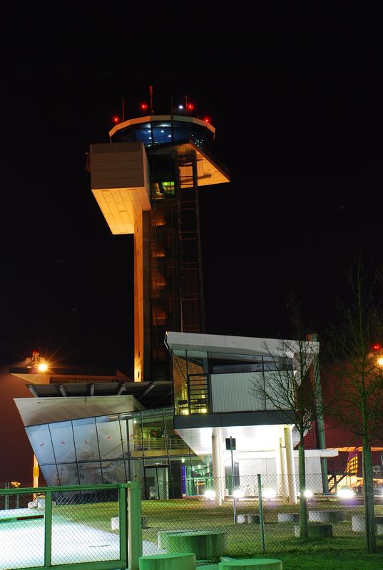 Tower bei Nacht