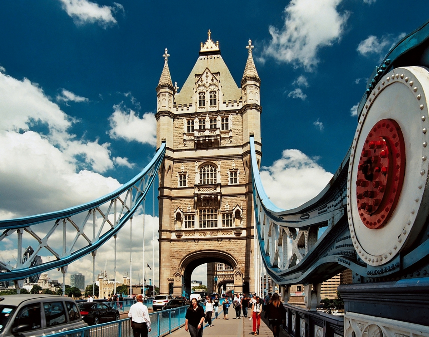 [ Tower Bridge ]