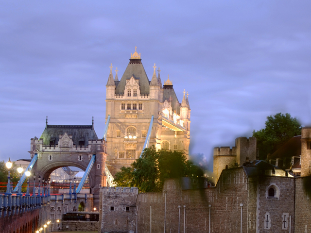 tower bridge