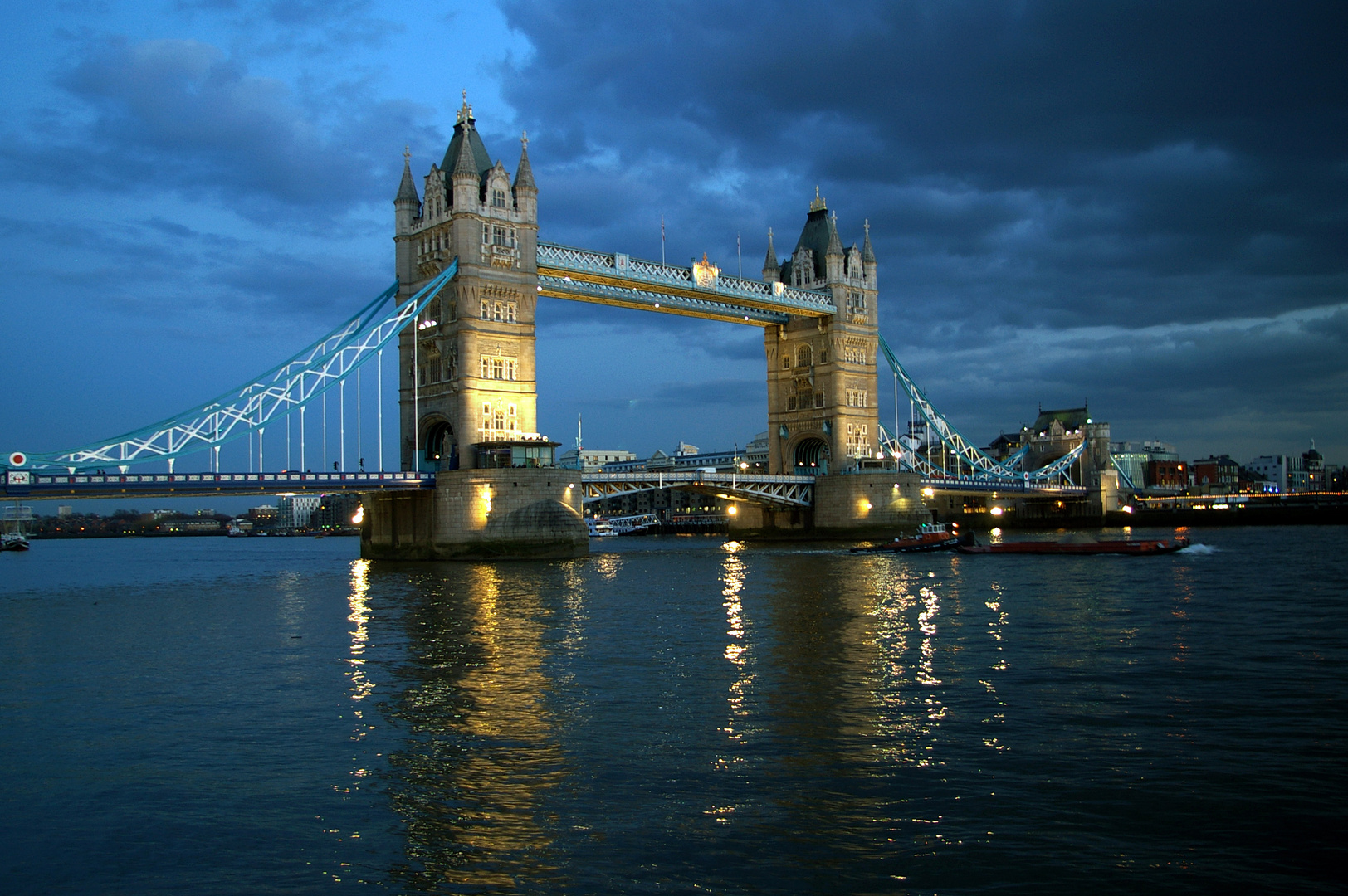 Tower Bridge am Abend