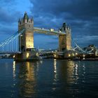 Tower Bridge am Abend