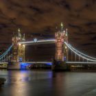 Tower Bridge bei Nacht