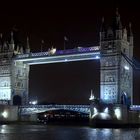 Tower Bridge bei Nacht