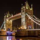 Tower Bridge bei Nacht