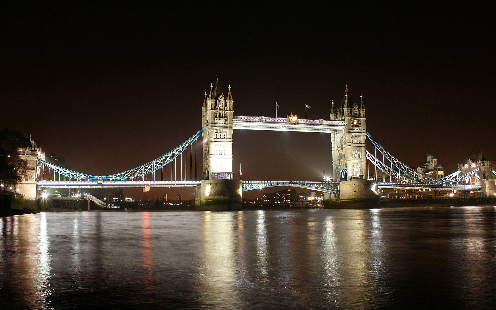 Tower Bridge by night (GB, London 2012)