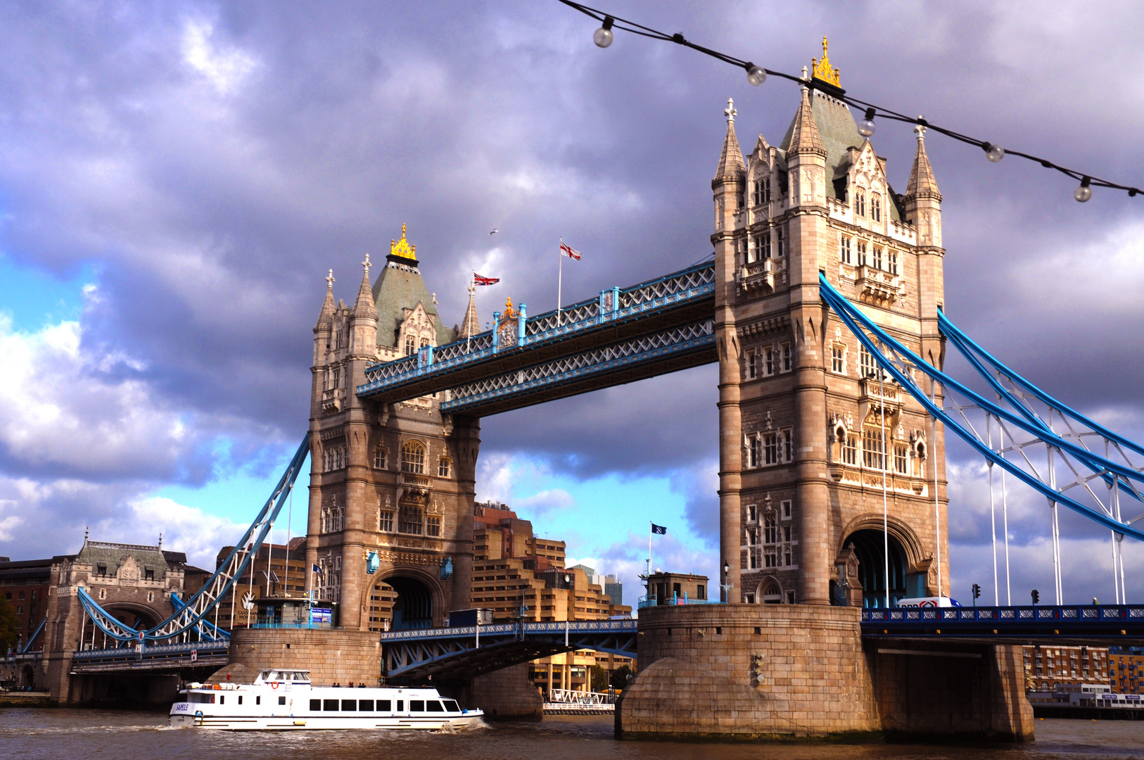 tower bridge