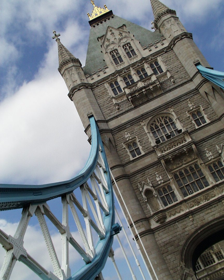 tower bridge