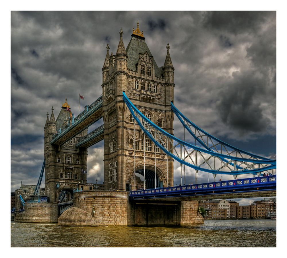 Tower Bridge - hier mal komplett