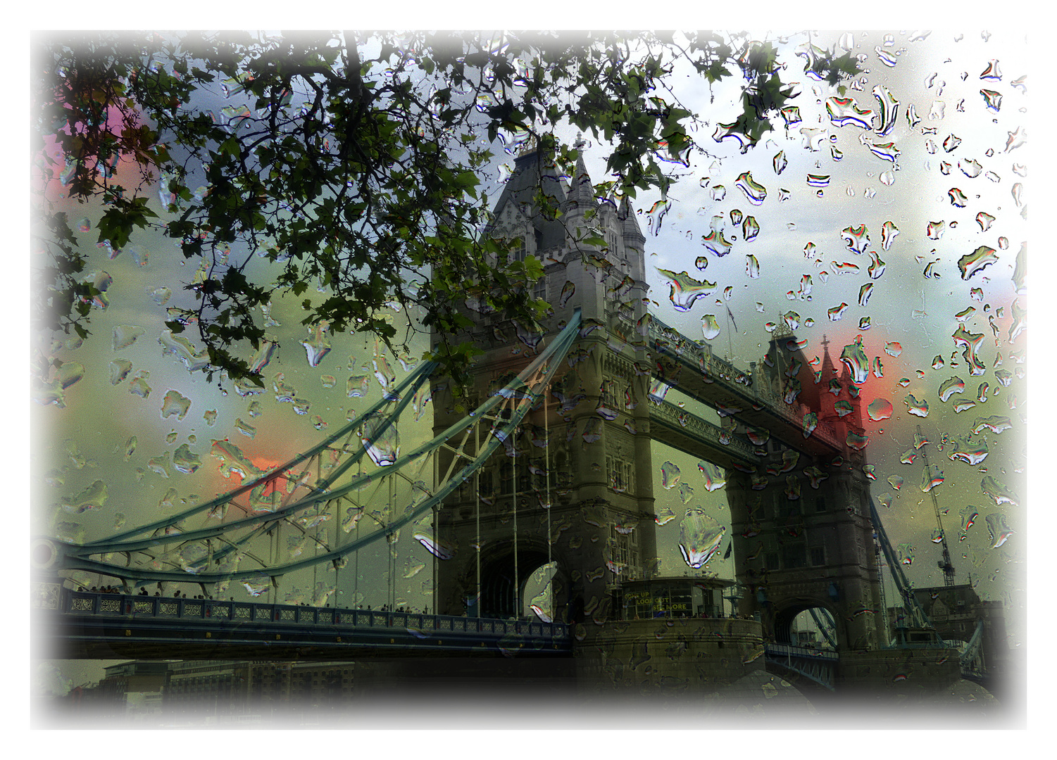 Tower Bridge im Regen