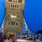 Tower Bridge in der Dunkelheit