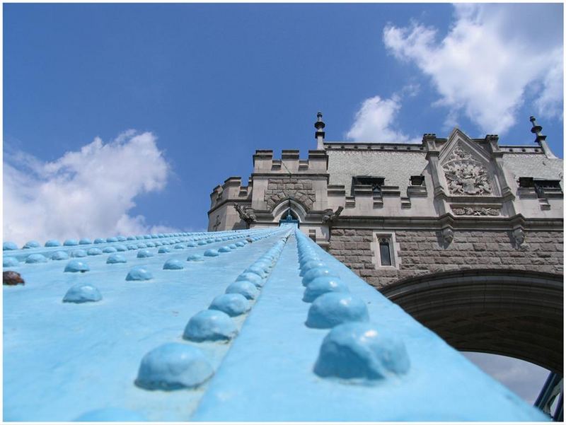 tower bridge - mal anders