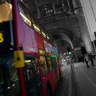 Tower Bridge mit dem typischen Doppeldecker