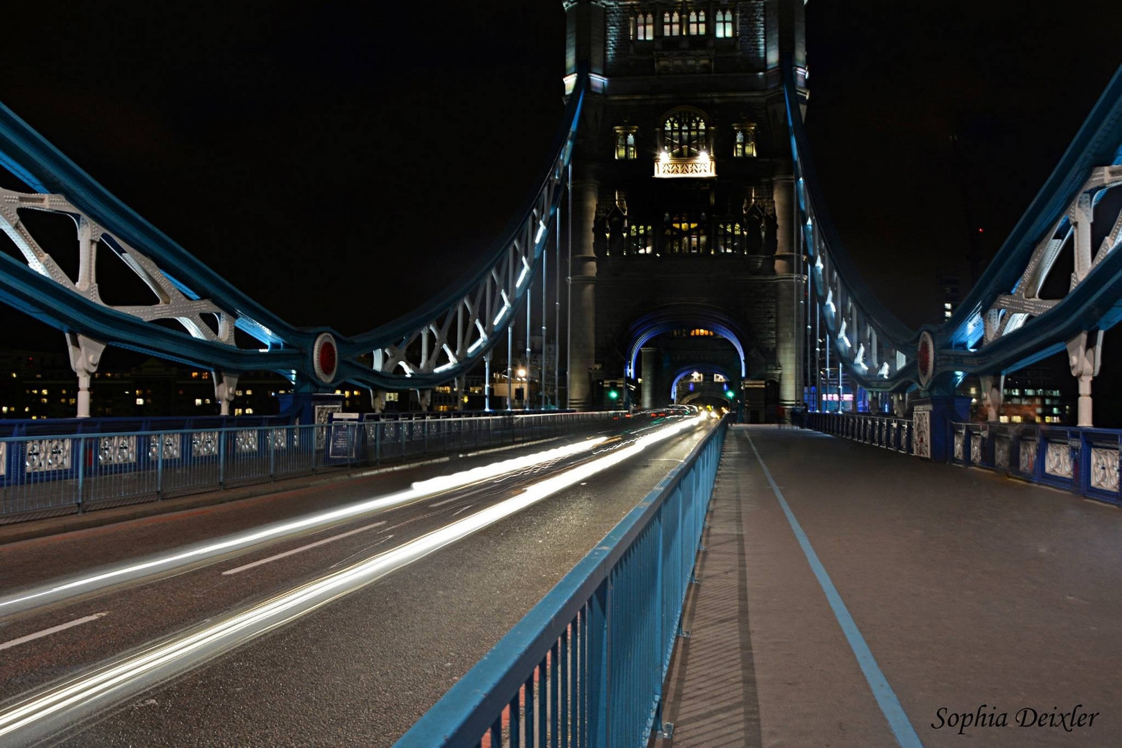 Tower Bridge mit Lichterspiele