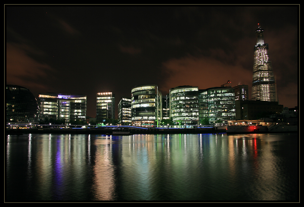 Tower Bridge neighbourhood